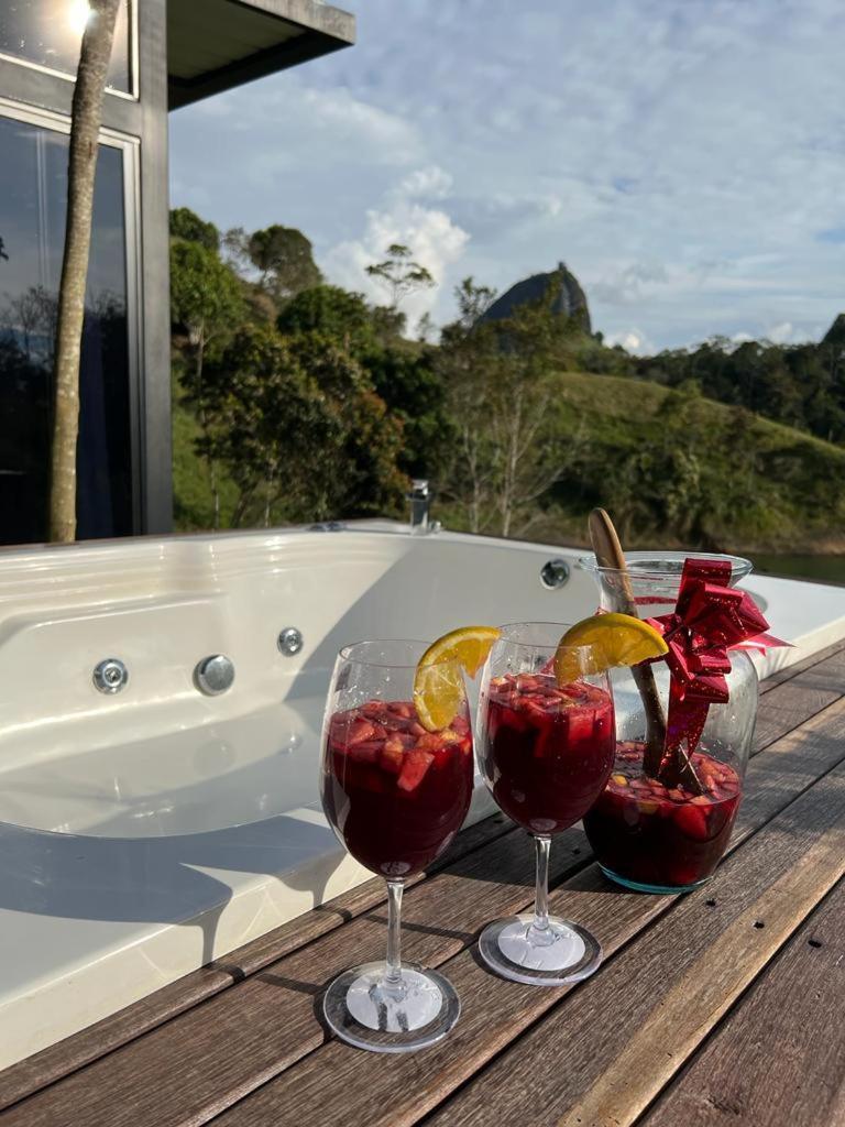 Cabana Privada Sin Prisa "Not Rush" Preciosa! Con Jacuzzi, Vista Y Acceso Directo Al Embalse, Vista A La Piedra , Deporte Acuatico Paddle Board And Breakfast Incluidos ! Imperdible Guatapé 외부 사진